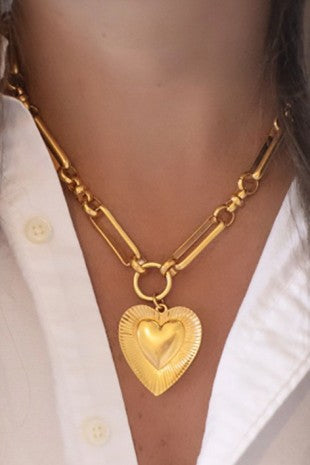 Chunky Heart Chain Statement Necklace