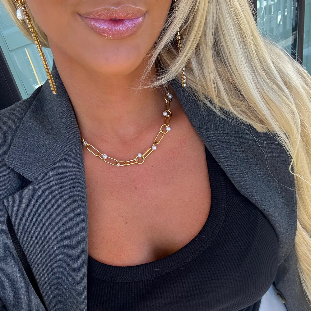Linked in Luxe Necklace
