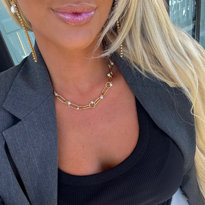 Linked in Luxe Necklace
