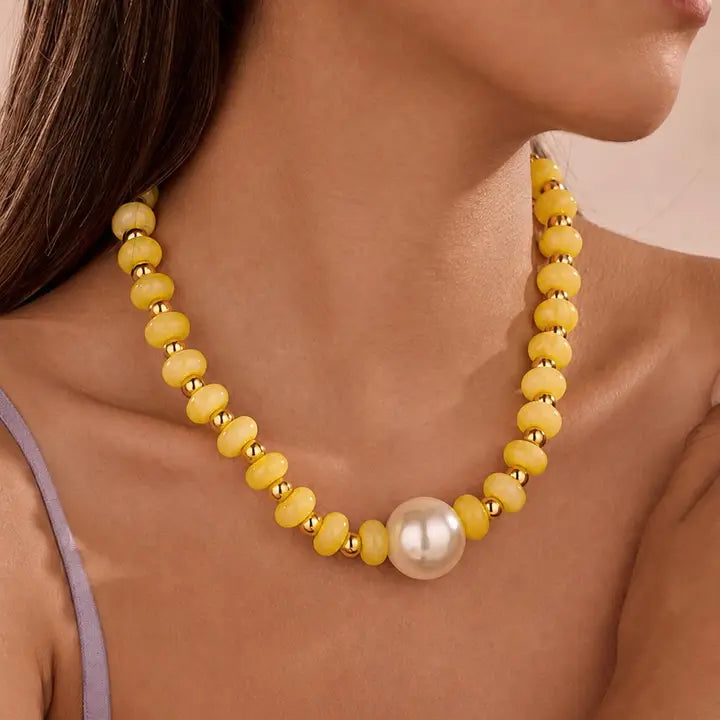 Pearl Pendant Beaded Necklace