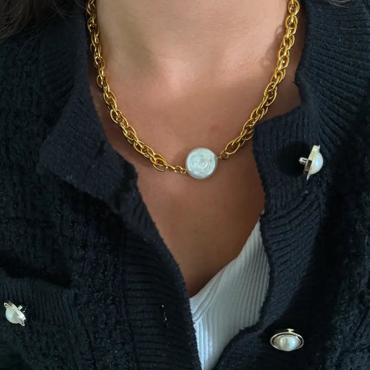 Pearl Centered Necklace