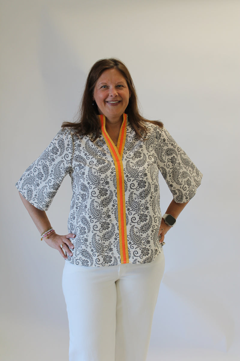 Floral Contrast Chic Top